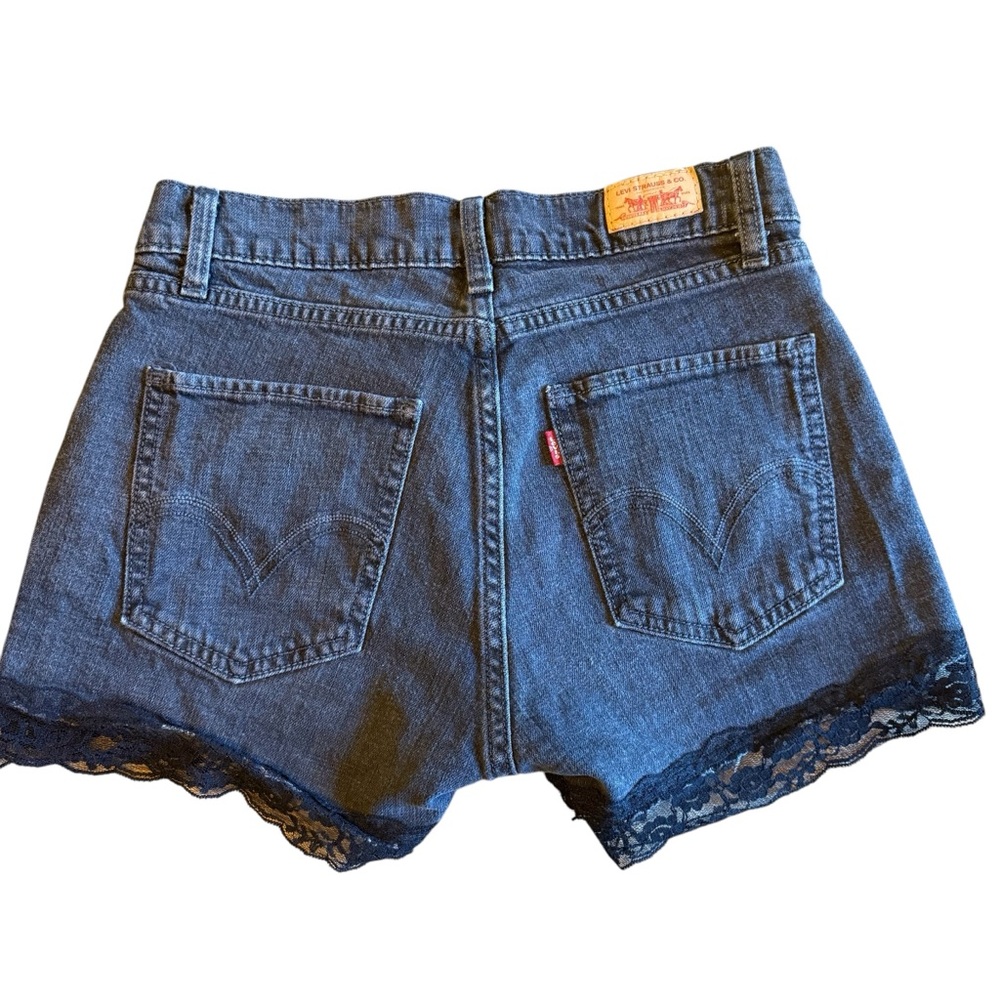 Women's Black Levi Denim Shorts with Lace Trim size 7 - Picture 2 of 12